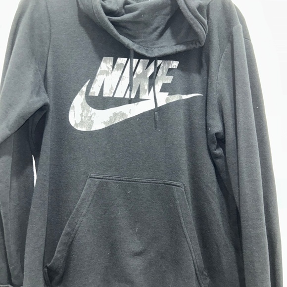 Nike Sweater - Picture 2 of 3